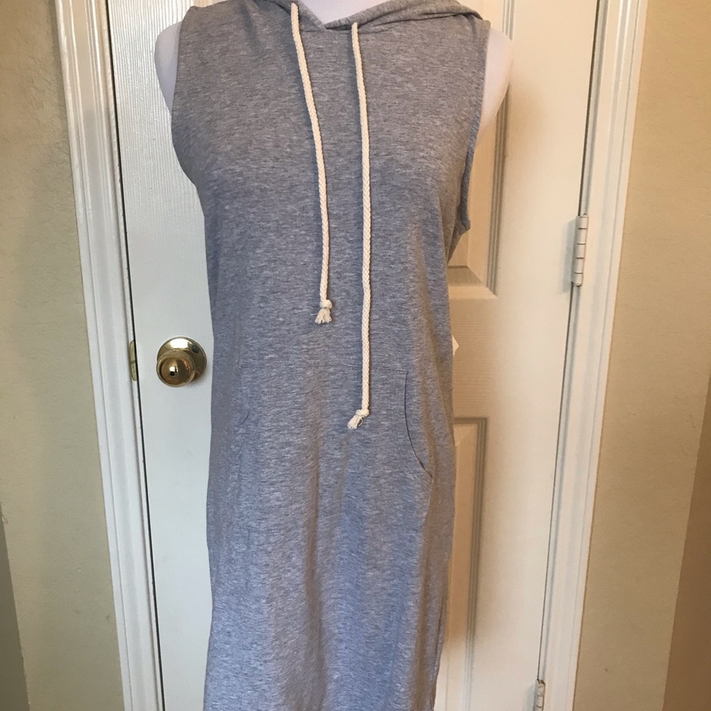 Forever 21 sleeveless sweater dress.